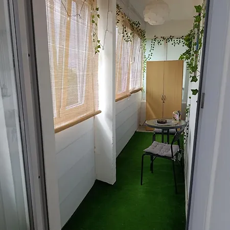 Cozy Titan House Apartment *